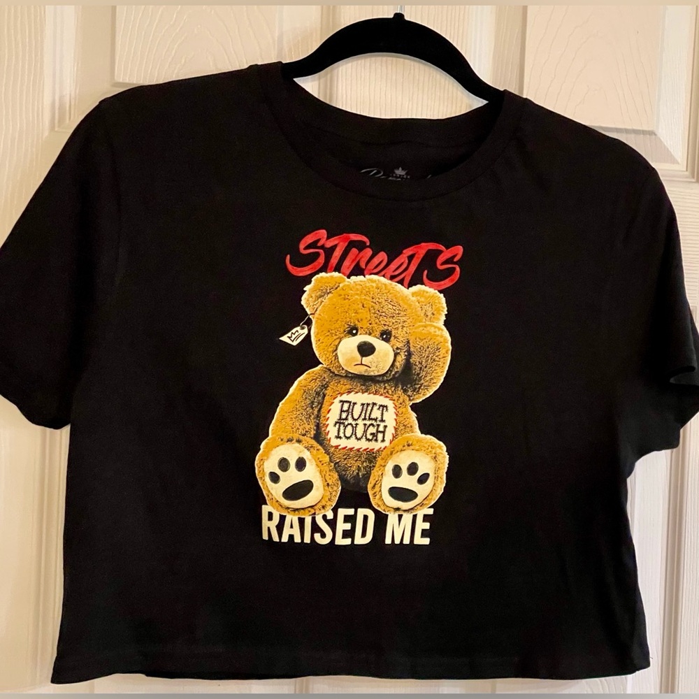 Black Cropped Graphic T-Shirt with Teddy Bear Design Size Small